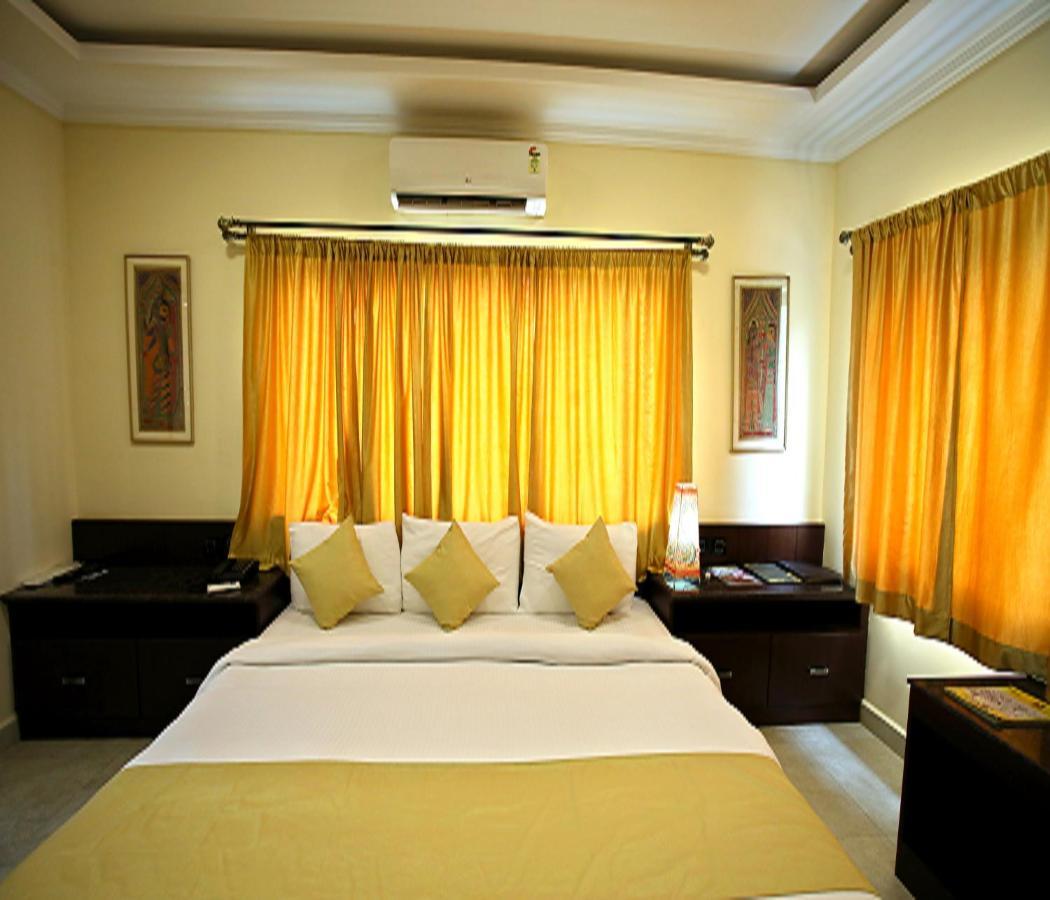 Aalankrita Resort & Convention Secunderabad Экстерьер фото