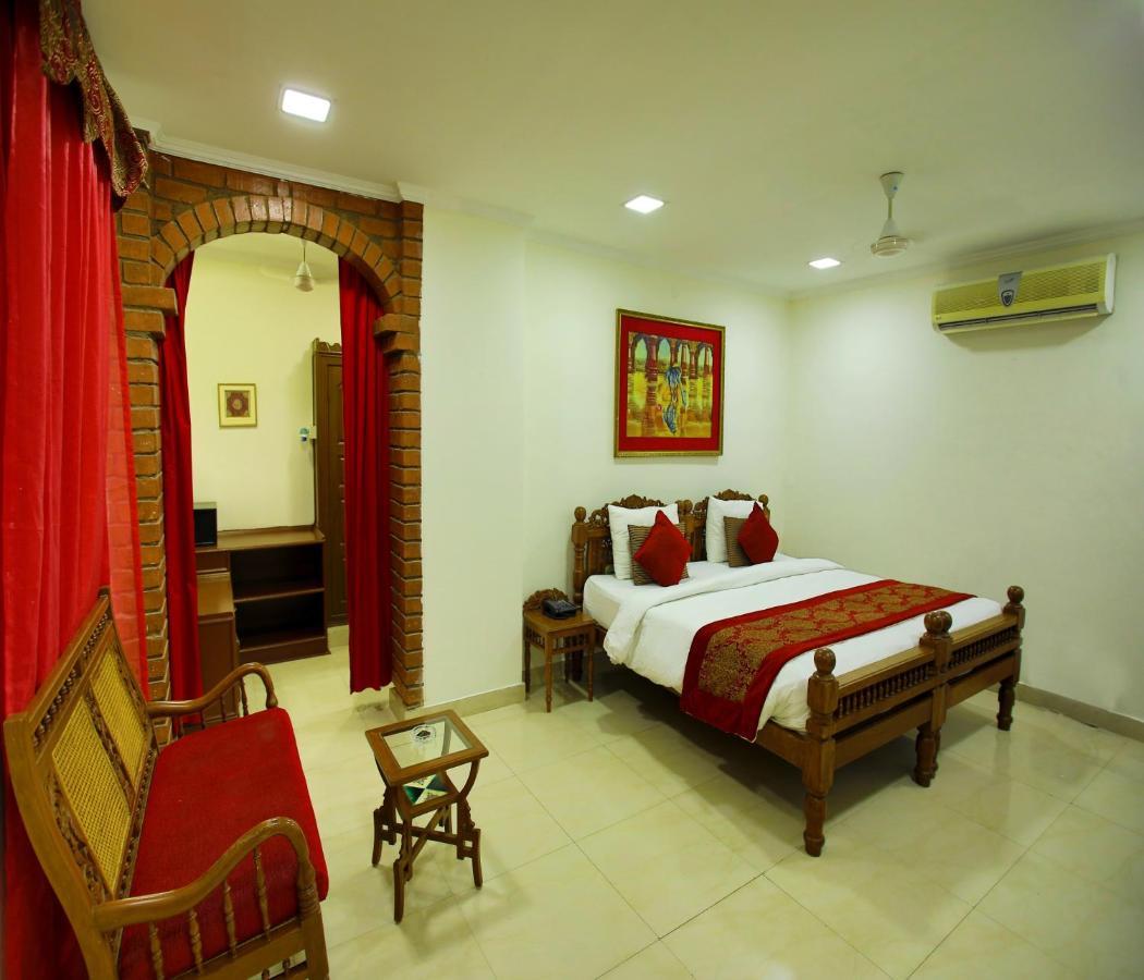 Aalankrita Resort & Convention Secunderabad Экстерьер фото