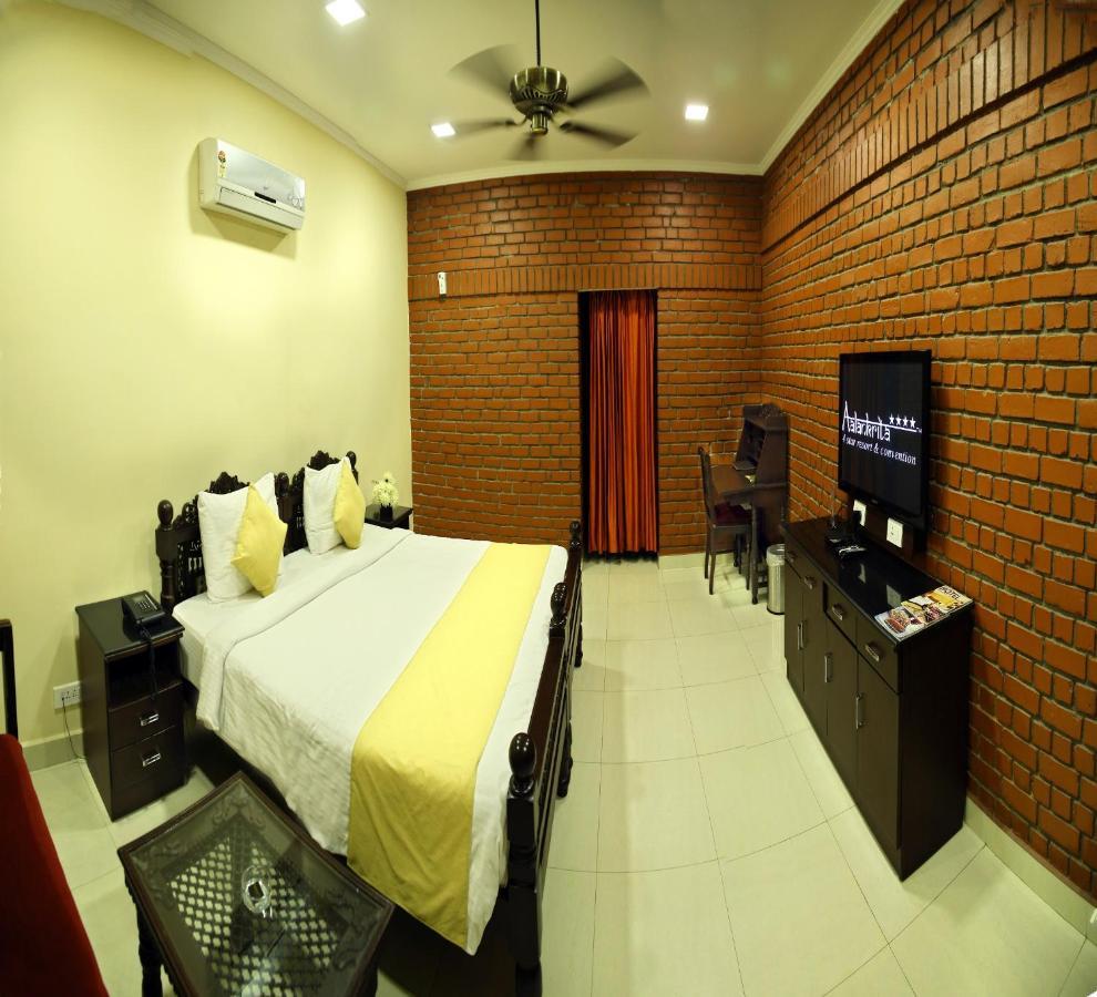 Aalankrita Resort & Convention Secunderabad Экстерьер фото
