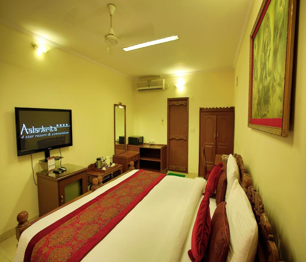 Aalankrita Resort & Convention Secunderabad Экстерьер фото