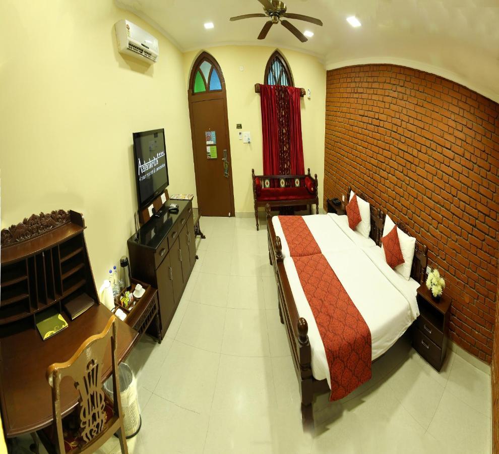 Aalankrita Resort & Convention Secunderabad Экстерьер фото